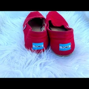 Toms Red Classic